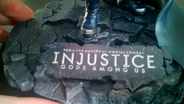 Injustice: Gods Among Us - Collector's Edition - Xbox360 Unboxing смотреть онлайн