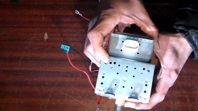 ТРАНСФОРМАТОР МИКРОВОЛНОВКИ подключение в микроволновку. смотреть онлайн