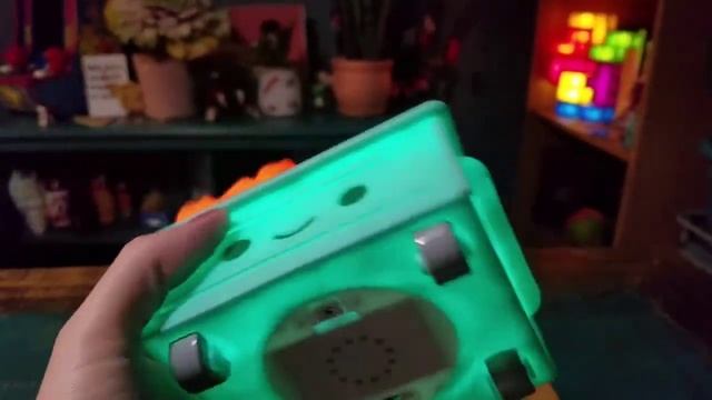 Dumpster Fire Night Light 100% Soft Vinyl Figure Review смотреть онлайн