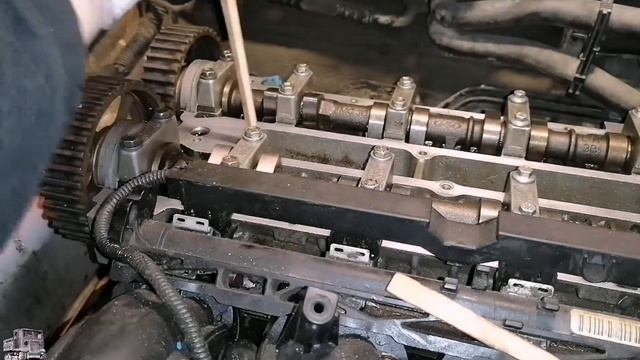 Выставить ремень ГРМ Форд фокус 2 1.6 без приблуд.HWDA.Верхняя мертвая точка 1го поршня. Все просто смотреть онлайн