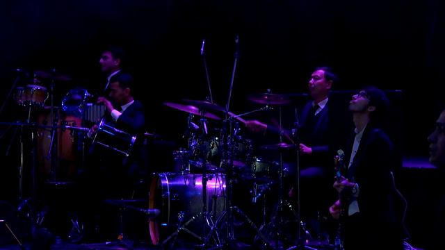 Botir Qodirov - Samarqandda | Ботир Кодиров - Самаркандда (consert Version 2019)