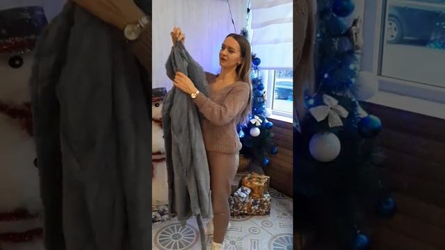 Халат у подарунок смотреть онлайн