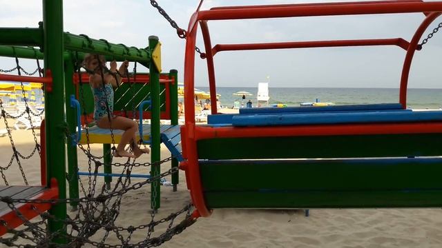 В Албену пешком по пляжу. Болгария в сентябре. Кранево - Албена. смотреть онлайн