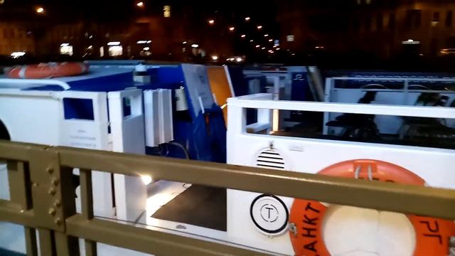 САНКТ-ПЕТЕРБУРГ/ ВЛОГ/ ОБЗОР ОТЕЛЯ «ДРУЗЬЯ НА ФОНТАНКЕ» /ЭКСКУРСИЯ НА ТЕПЛОХОДЕ/ЯРКИЕ ВПЕЧАТЛЕНИЯ смотреть онлайн