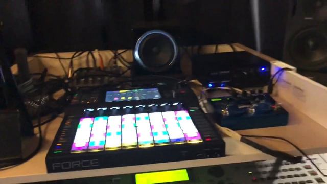 Akai Force x Motif ES - Quick and Dirty Sampling смотреть онлайн