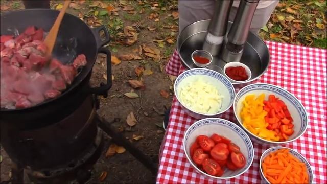 Ханума на мясной подушке. Ханума в кастрюле)
