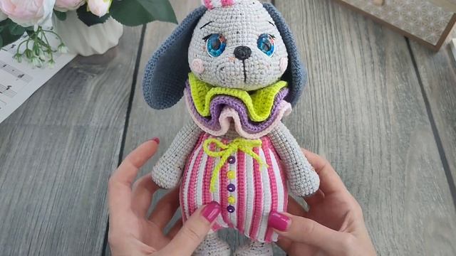 Обзор вязаной собачки