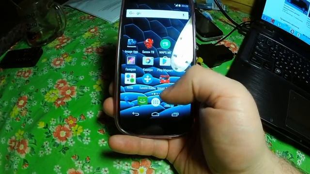 YotaPhone 2-ПРОСТО ОТЗЫВ смотреть онлайн