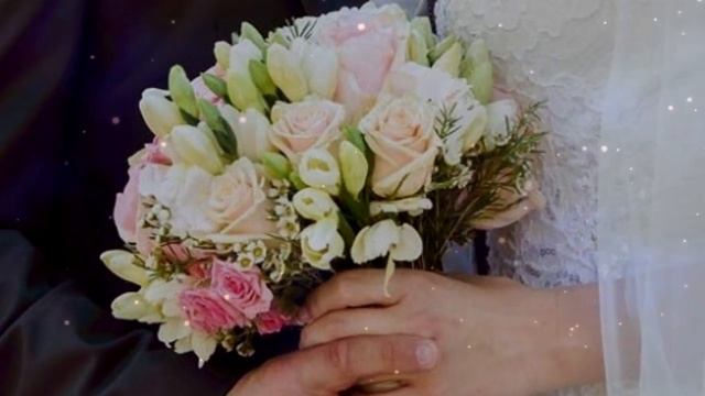 Свадебный букет. Приметы про букет невесты. смотреть онлайн