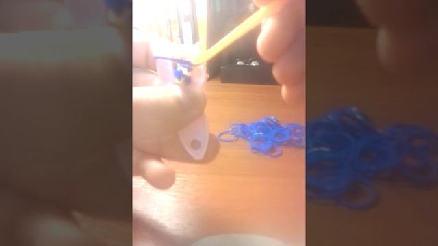 Как плести браслет "Не обычный рыбий хвост" смотреть онлайн