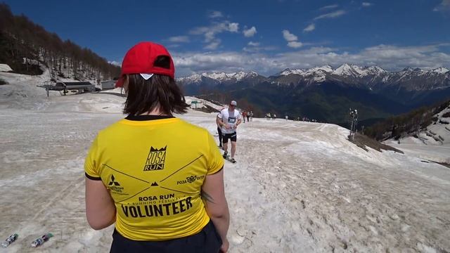 Фестиваль бега ROSA RUN. Вертикальный забег ROSA PEAK. смотреть онлайн