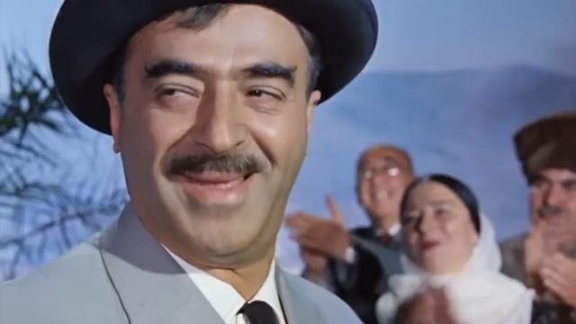 Божественная улыбка / Кавказская пленница смотреть онлайн
