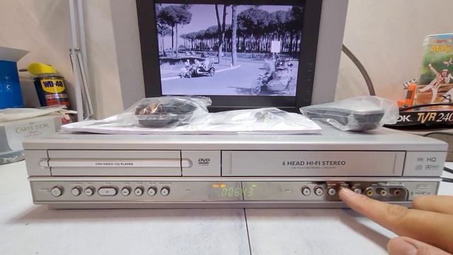 VIDEOREGISTRATORE VHS DVD PLAYER PHILIPS DVP721 6 TESTINE EX DEMO NEGOZIO DOTAZIONE ORIGINAL COMPLE смотреть онлайн