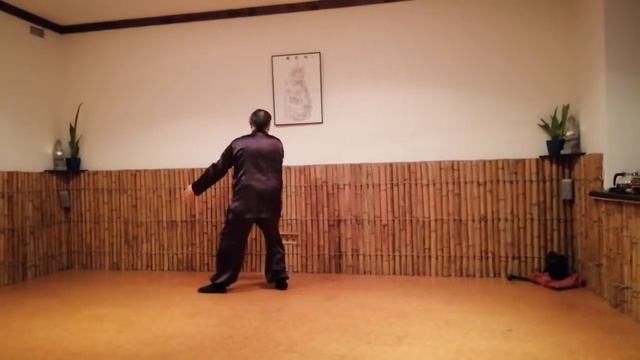В помощь начинающим. Lou Si Ao Bu; Dao Nien Hou. смотреть онлайн