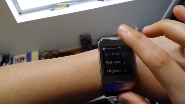 Hue Glow - For using Galaxy gear 2 with Philips Hue смотреть онлайн