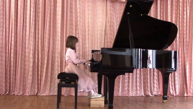 Амелехина Таисия Миклашевский Л. Сонатина IIIч смотреть онлайн