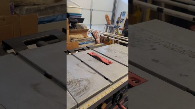 Craftsman 10-Inch Table Saw w/ Stand смотреть онлайн