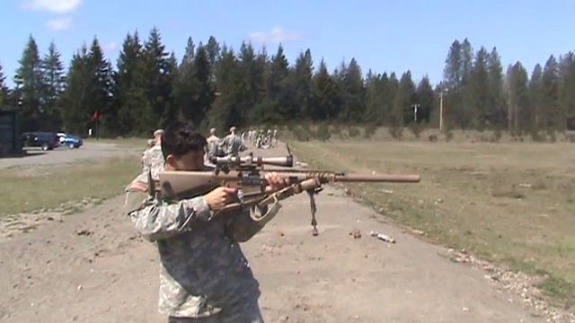 army sniper -shooting M110 standing смотреть онлайн