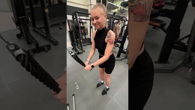 Чтоб вы понимали иногда на подходах - я забываю дышать ??? смотреть онлайн