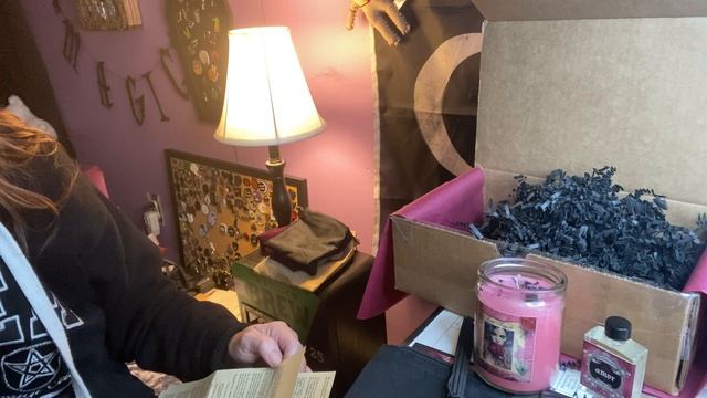 Unboxing of February’s Midnight Muses смотреть онлайн