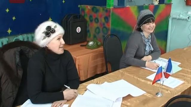 Губернатор продолжает проверку избир. участков смотреть онлайн