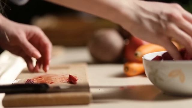 Врач: Свёкла Крайне ПРОТИВОПОКАЗАНА людям С... Что творит Свёкла? смотреть онлайн