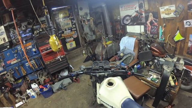 Kawasaki KLR 600 and Honda Interceptor update смотреть онлайн