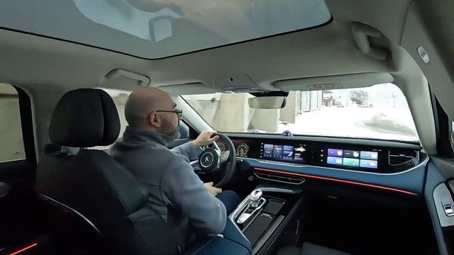 Китайский кроссовер-смартфон за 8 млн: тест электрокара Voyah Free EV смотреть онлайн