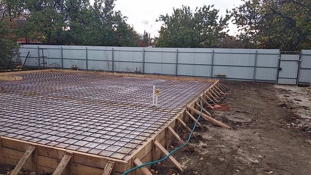 6. Монолитная плита на ленточный фундамент( P.S.Подписываемся на канал , нажимаем?и ставим лайки?) смотреть онлайн