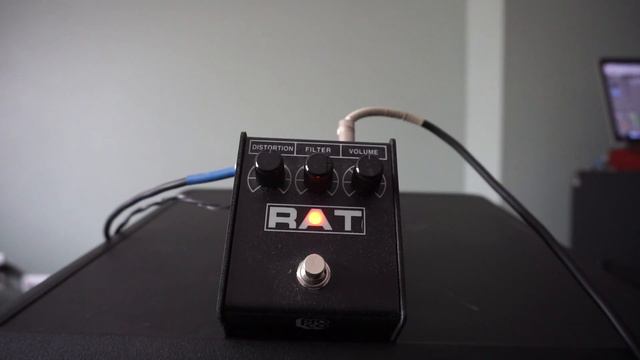 pro co rat pedal with gibson explorer смотреть онлайн