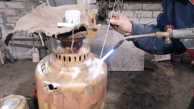 Пайка серебряным припоем тулова самовара, проблемные места смотреть онлайн