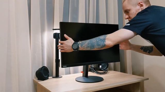 Распаковка монитора Lenovo ThinkVision P27h-10 с USB-C питанием смотреть онлайн