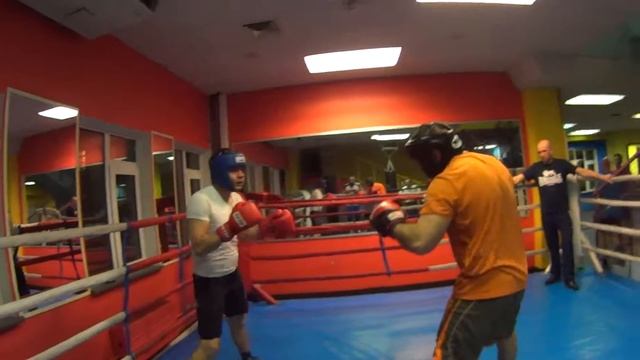 Jenia vs Valera Sparring Planeta Fitness смотреть онлайн