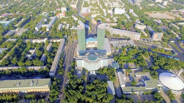 Гостиница Рахат Палас. Мир Фантазий Айя. Центральный стадион.Алматы смотреть онлайн