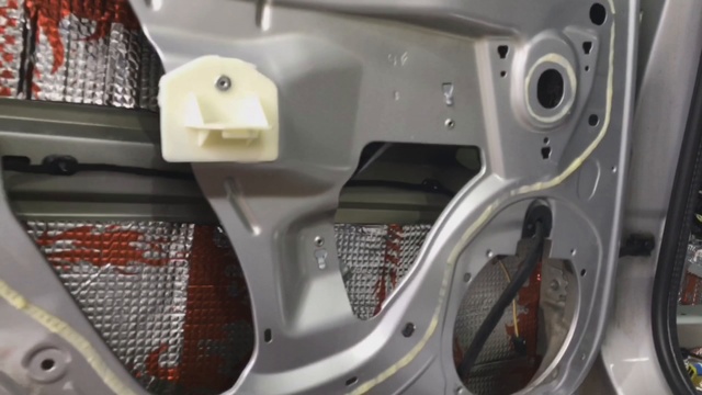 По завершению шумоизоляции Citroen C4, сплошной позитив - ведь в салоне воцарился настоящий комфорт смотреть онлайн