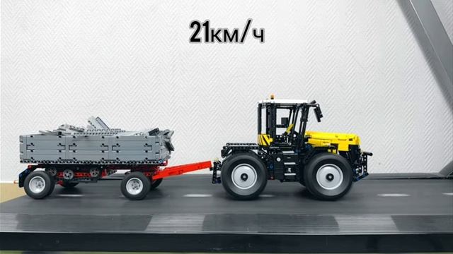 Лего машинки...Трактор с прицепом на беговой дорожке смотреть онлайн