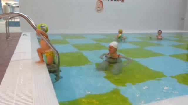 Бассейн. смотреть онлайн