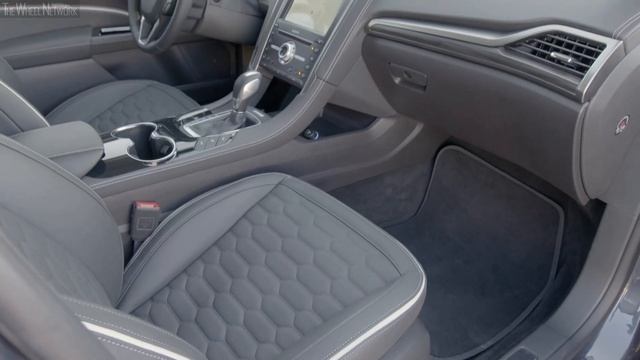 2019 Ford Mondeo Hybrid Wagon Vignale | Exterior, Interior (Italy) смотреть онлайн