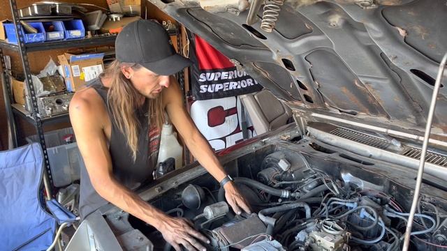 1975 350 v8 Chevrolet Monza Part 1: First start in 12 years смотреть онлайн