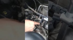 Замена свечей зажигания на Volkswagen Polo 1.0 2015