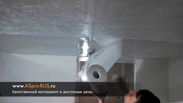 Как приеклеить стеклохолст под покраску? Легко с помощью безвоздушного распыления клея. смотреть онлайн