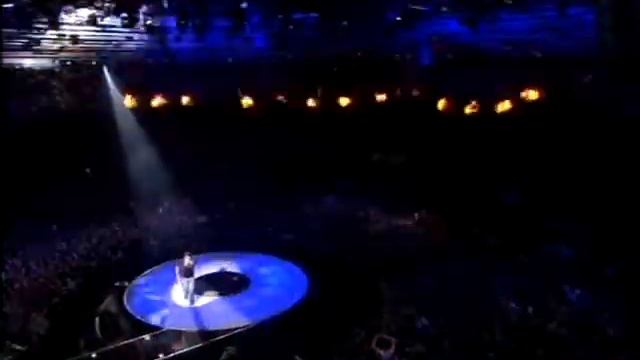 Robbie Williams Live Come undone HQ смотреть онлайн