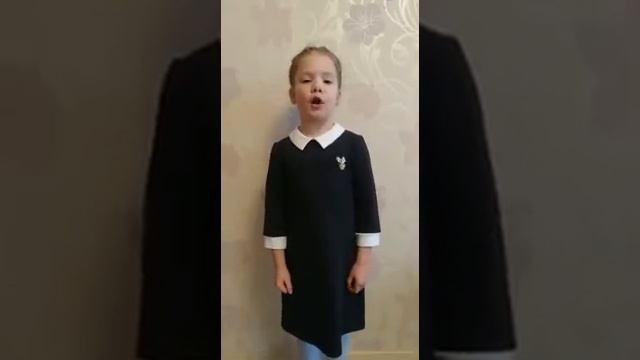 Стихотворение Мусы Джалиля "Чулочки" . В ИСПОЛНЕНИИ ГРИШИНОЙ МАРИИ смотреть онлайн