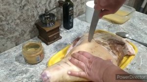 СВИНАЯ НОГА В РУССКОЙ ПЕЧИ.