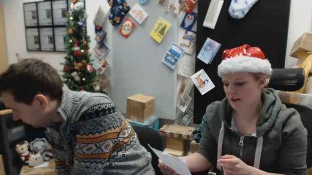 Hannah's Advent Calendar 2014 - CHRISTMAS DAY #1 смотреть онлайн