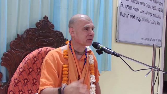 2023.12.03 || Шримад Бхагаватам 10.60.44 || Е.С. Бхакти Расаяна Сагара Свами смотреть онлайн