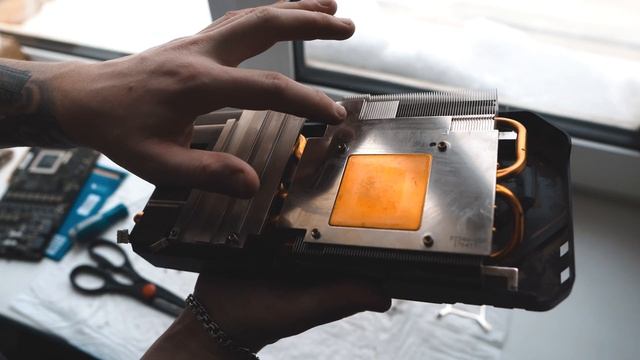 ЗАМЕНА ТЕРМОПАСТЫ И ПРОКЛАДОК НА PALIT GTX 1080TI смотреть онлайн