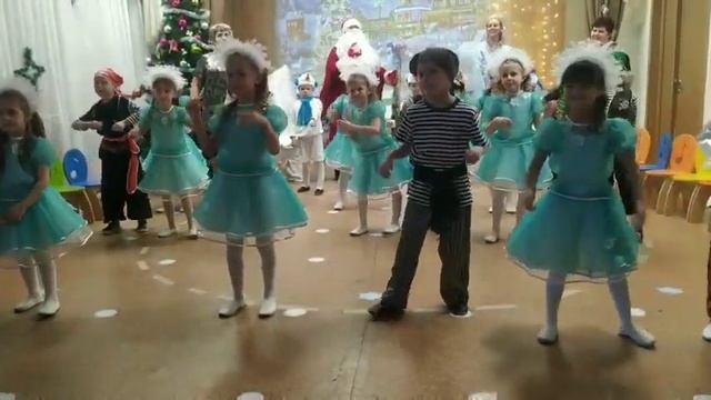 Потолок ледяной смотреть онлайн