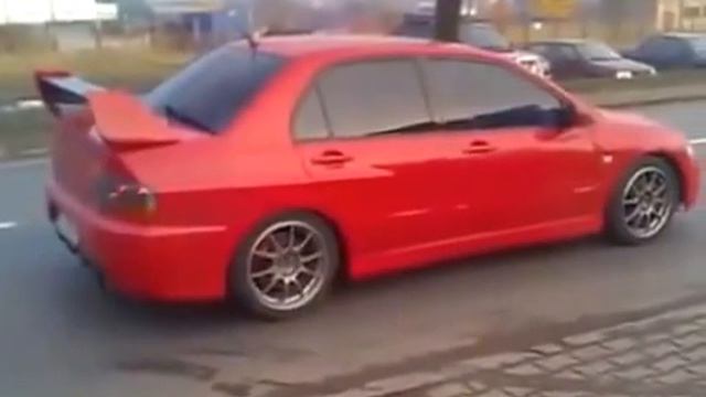 Mitsubishi Lancer Evo IX 2 0 турбо 300 pony)) смотреть онлайн