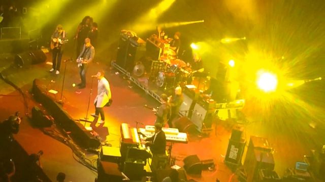 Liam Gallagher and Friends - My Sweet Lord. Royal Albert Hall 18 Oct 2013 смотреть онлайн